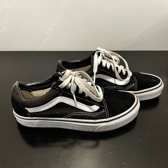 Vans Shoes - VANS SHOE OLD SKOOL - BLACK-WHITE
